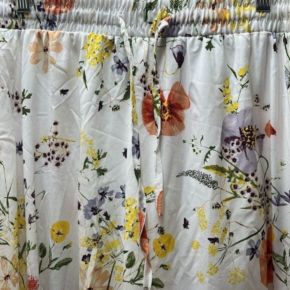 Simly Floral White maxi Skirt - Picture 4 of 7